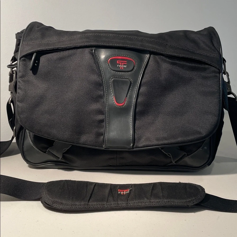 Tumi T-Tech Expandable Messenger Laptop Shoulder Bag - 5508GRH